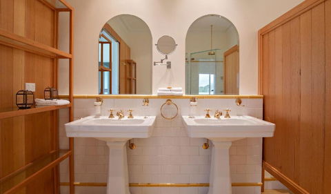 Cherubino Wines Guest Houses - Rent Accommodation 6