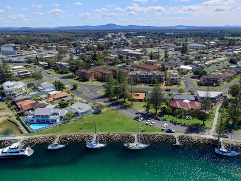 Anchorage 7 Beautifully Renovated Close To Rockpool - Rent Accommodation 2