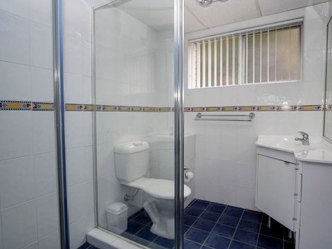 Anchorage 7 Beautifully Renovated Close To Rockpool - Rent Accommodation 3