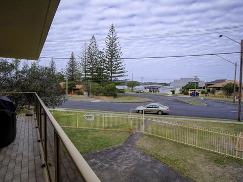 Anchorage 7 Beautifully Renovated Close To Rockpool - Rent Accommodation 1