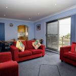 Anchorage 7 Beautifully Renovated Close To Rockpool - Rent Accommodation 0