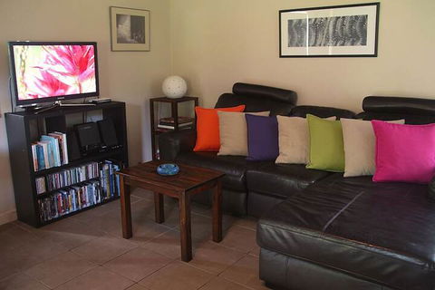 Afterglow Cottages - Rent Accommodation 3