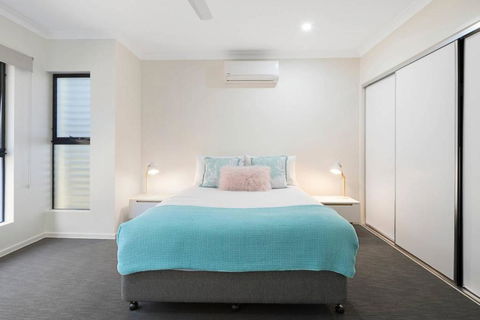 AIRLIE BEACH Delight. Hop Skip Jump To Everything - Rent Accommodation 5