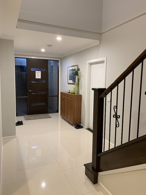 Apple House Truganina - Rent Accommodation 0