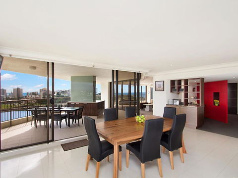 Seascape Apartments Unit 1201A Luxury Apartment With Views Of The Gold Coast & Hinterland - Rent Accommodation 2