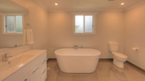 Castaway Cottage - Essentially Tas - Rent Accommodation 5