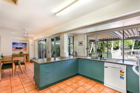 Clouds End - Rent Accommodation 3