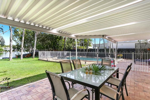 Clouds End - Rent Accommodation 5