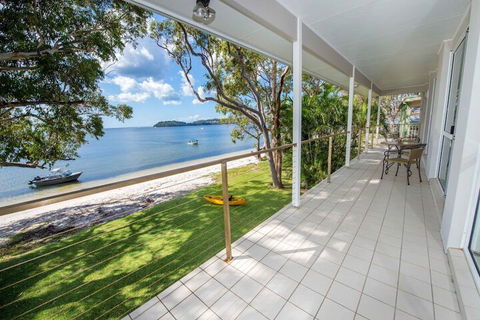 A Foreshore Salamander Bay - Rent Accommodation 3