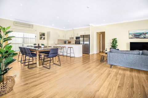 Aldinga Beach Experience - Rent Accommodation 4