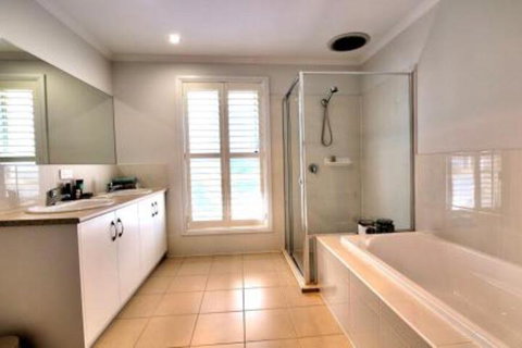 Dragons Rest - Rent Accommodation 5