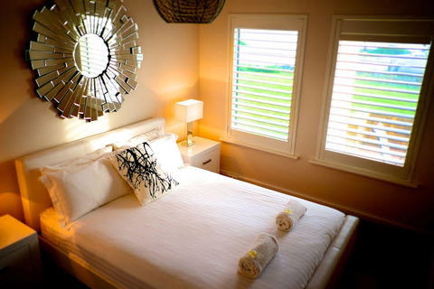 Cottesloe Sakura Blue Apartment - Rent Accommodation 0