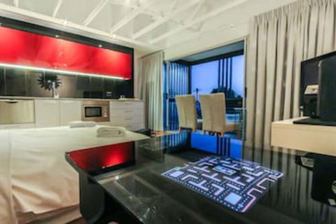 Architecturally Designed Studio 10 Minutes To CBD - Rent Accommodation 0