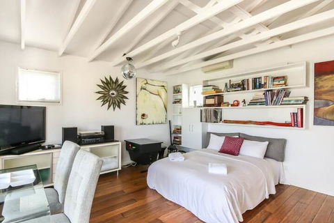 Architecturally Designed Studio 10 Minutes To CBD - Rent Accommodation 5