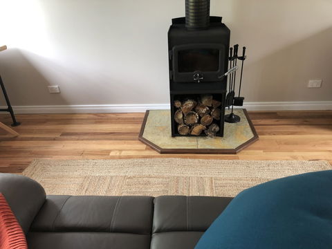 Mole Creek Hideaway - Rent Accommodation 6