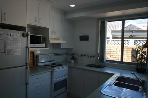 KENTIA - Rent Accommodation 4