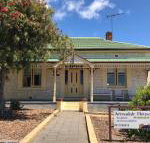 Armadale House Kingscote - Rent Accommodation