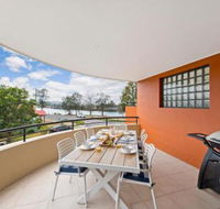 Dolphin Cove Apt 5 - Rent Accommodation