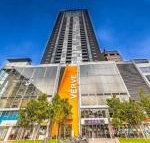 WOW Apartment on Swanston - Rent Accommodation