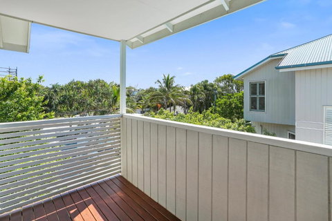 Privacy By The River Noosaville - Rent Accommodation 3
