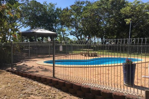 Hillview Motel - Rent Accommodation 7