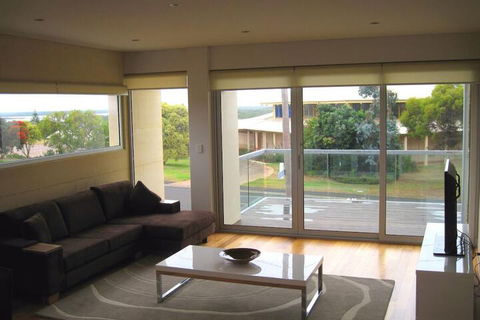 Alouarn Apartment 1 - Rent Accommodation 4