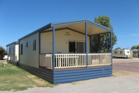 ARNO BAY CARAVAN PARK - Rent Accommodation 0