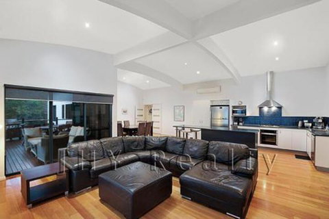 Eagle Vista - Rent Accommodation 4