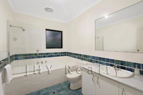 Eagle Vista - Rent Accommodation 6