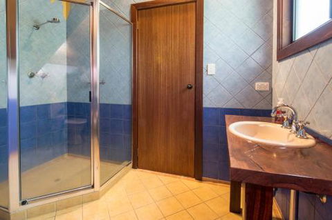 Annies Retreat - Rent Accommodation 5