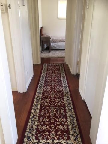 Holiday Home Close To Train Station - Rent Accommodation 5