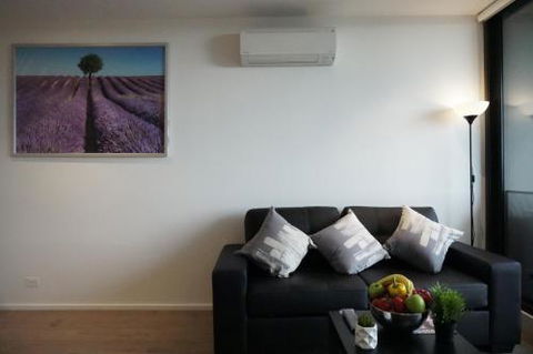 Auzzie Apartments Docklands Melbourne - Rent Accommodation 4