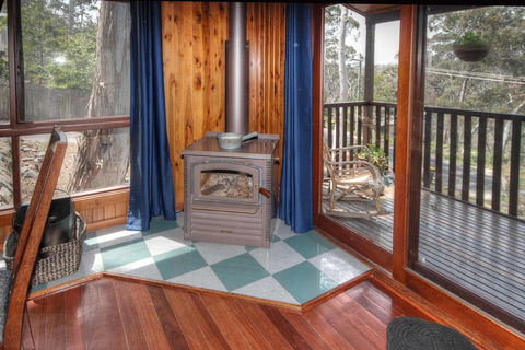 Glendell Cottage - Rent Accommodation 1