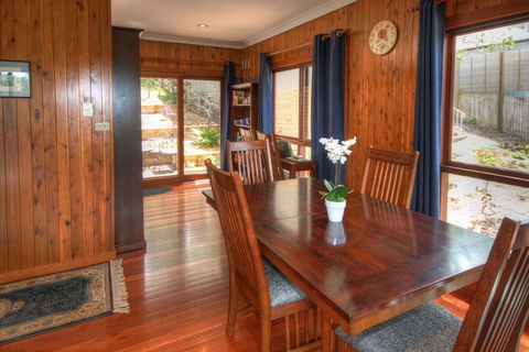 Glendell Cottage - Rent Accommodation 3