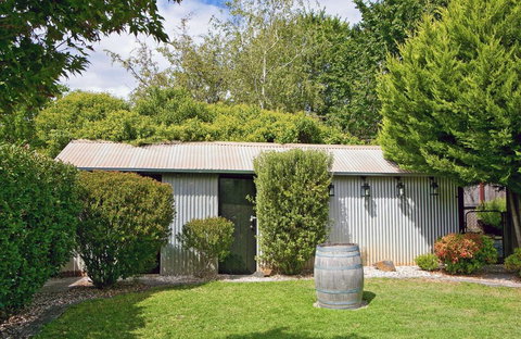 The Orange Fox - Rent Accommodation 3