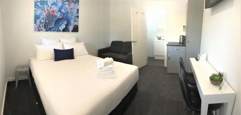 The Avenue Inn - Rent Accommodation 1