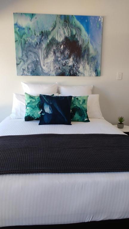 The Avenue Inn - Rent Accommodation 3