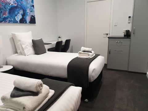 The Avenue Inn - Rent Accommodation 4