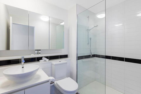Apartments At 350 William - Rent Accommodation 2