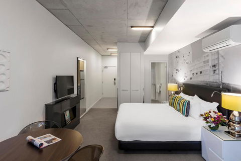 Apartments At 350 William - Rent Accommodation 5