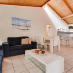 Sapphire Sea N Sand - Rent Accommodation 0