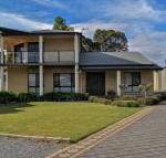 Coffin Bay Retreat - Rent Accommodation