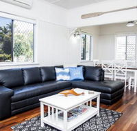 Urangan Harbour Cottage - Rent Accommodation