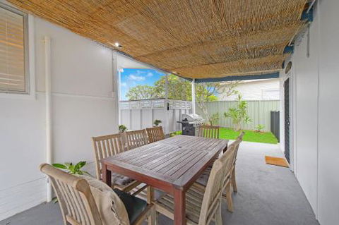 Frangipani Cottage - Rent Accommodation 2