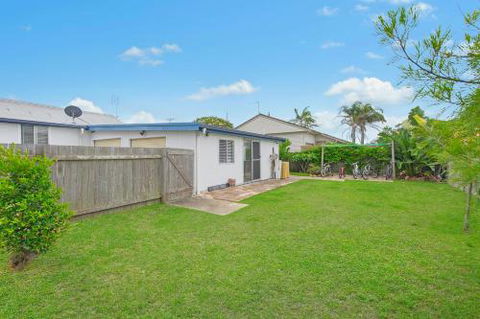 Frangipani Cottage - Rent Accommodation 3