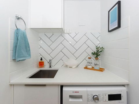 Allawah Palms Villa - Rent Accommodation 3
