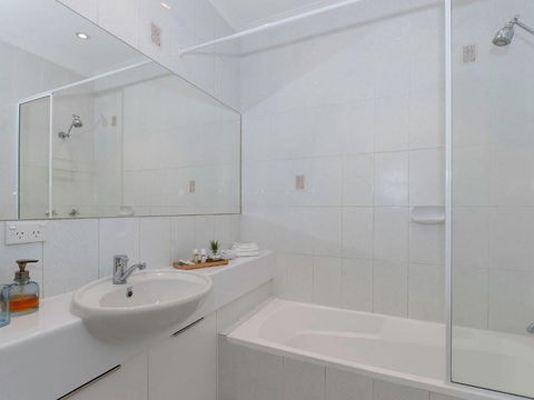 Allawah Palms Villa - Rent Accommodation 2
