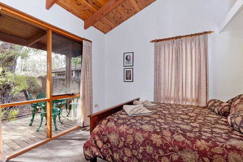 Canyon Cottage - Rent Accommodation 3