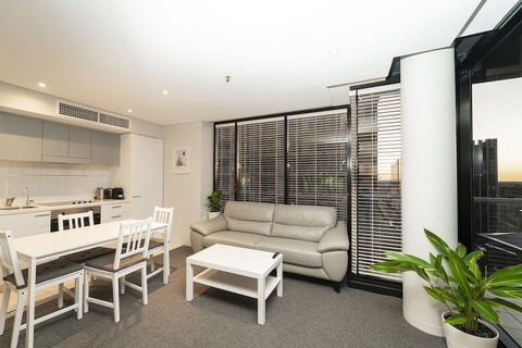 Horizons 1402 - Rent Accommodation 2