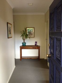 Acacia House Retreat Daylesford - Rent Accommodation 2